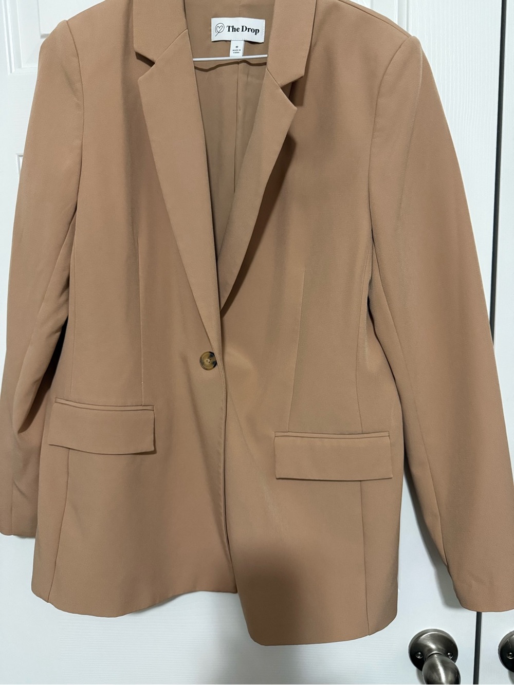 Women's The Drop Tailored Blazer in Camel